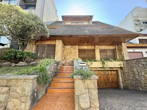 Importante inmueble ideal emprendimiento. Haedo