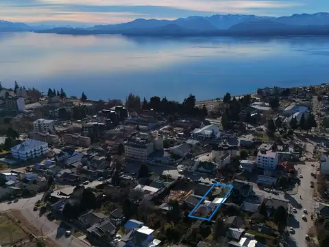 VENTA TRES CASAS AV. MITRE BARILOCHE