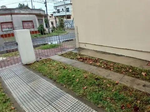 Casa en Alquiler en Caseros, $ 1.100.000