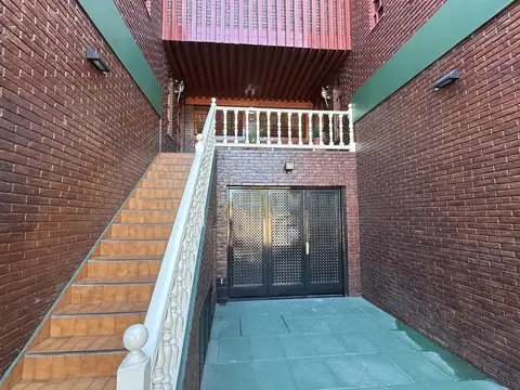 Depto Tipo Casa en Venta en Burzaco, USD 150.000
