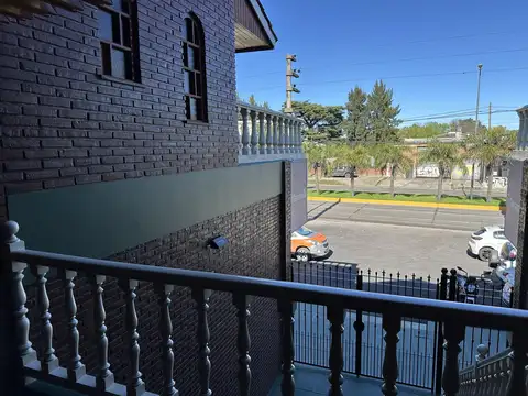 Depto Tipo Casa en Venta 40 años