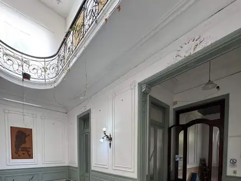Casa 7 ambientes con 3 baños