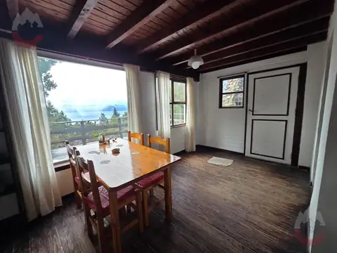 Casa en Alquiler en Melipal km4 – 5 ambientes