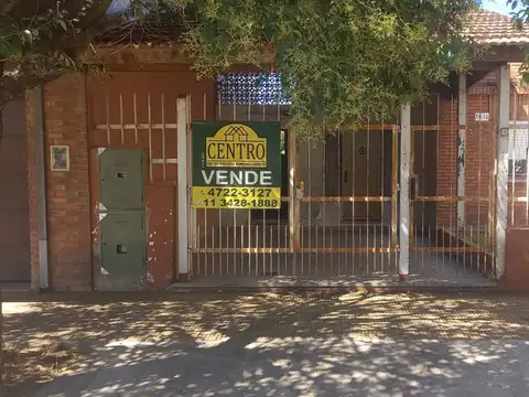 Multifamiliar , Casa 3 Ambientes, Hermoso Departamento 4 Ambientes, Cochera, Muy Buena Ubicación  