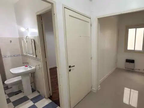 VENTA DEPTO 2 AMB Y MEDIO RECOLETA- apto Credito
