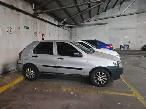 Venta Cochera Fija  por rampa Recoleta seg 24 hs