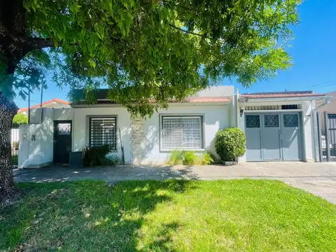 Depto Tipo Casa en Venta en Ituzaingo, USD 116.000