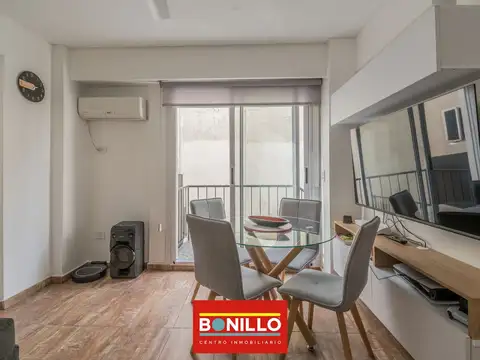 Avenida Francisco Beiró 3300, Piso 1
