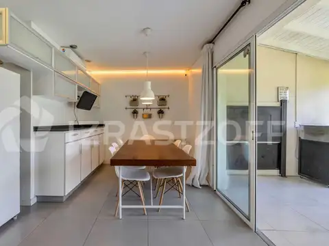 Casa en Venta en Farm Club, USD 330.000