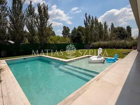 Casa en Venta de 4 dormitorios