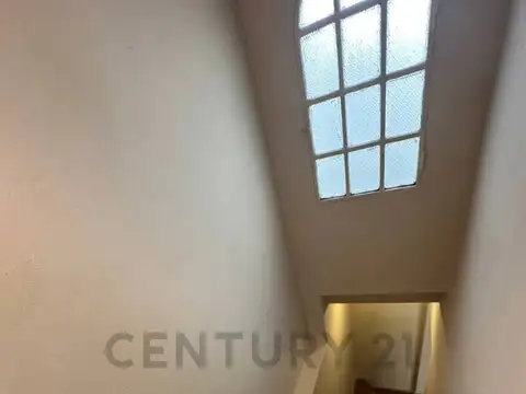 Estanislao Zeballo 4000, Piso 0