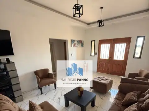 Casa en venta de 2 dormitorios c/ cochera en Capitán Sarmiento