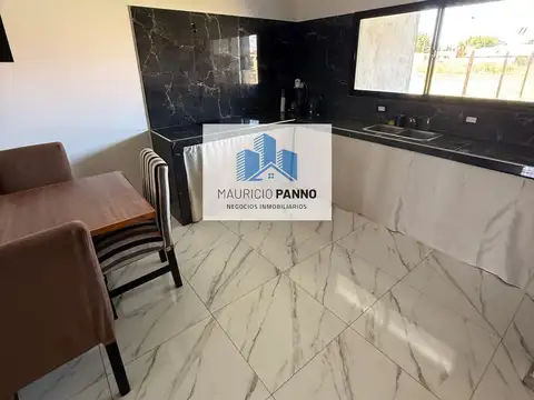 Casa 5 ambientes con 1 baño