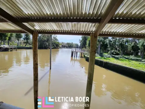 Casa 7 ambientes con 5 baños