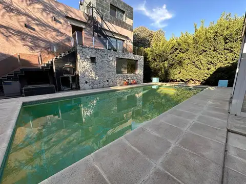 Hipólito Yrigoyen al 4000