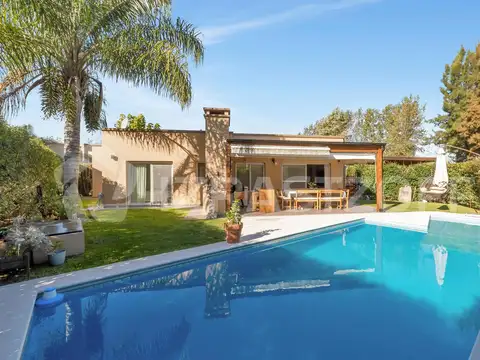 Casa venta en una planta en el barrio Los Tilos, La Cañada de Pilar - apta crédito