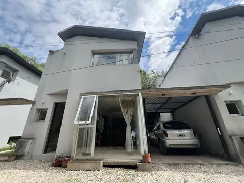 Depto Tipo Casa en Venta de 4 ambientes
