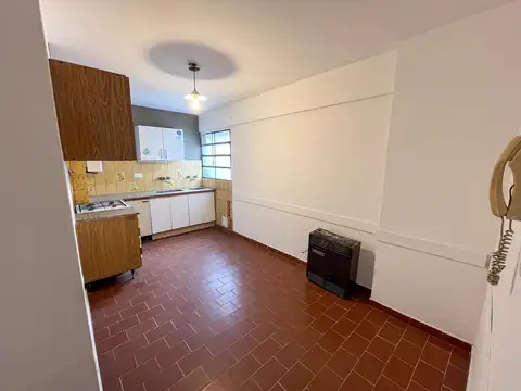 Departamento en Alquiler en República De La Sexta, $ 590.000