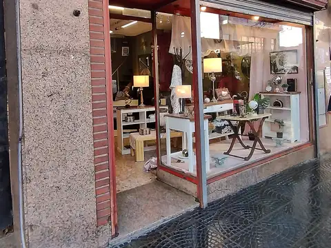 Local en Alquiler 45 años