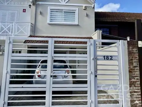 Dúplex en alquiler en Adrogué - *SIN EXPENSAS*