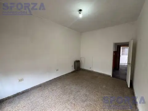 Casa en Alquiler al Oeste