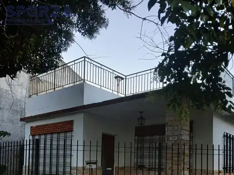 Casa en Alquiler 50 años