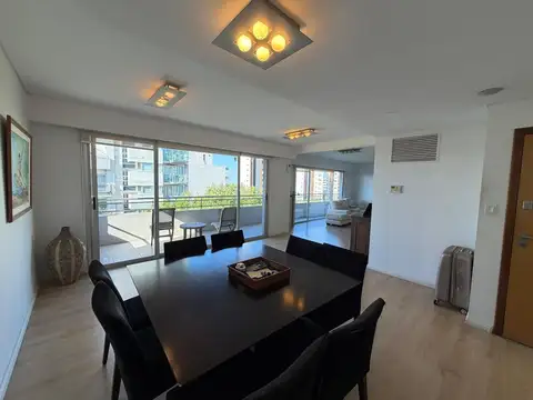 Departamento en Venta de 4 dormitorios