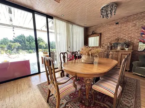 Casa 4 ambientes con 3 baños