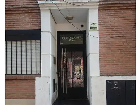 Cochabamba 45 Bis , Piso 0