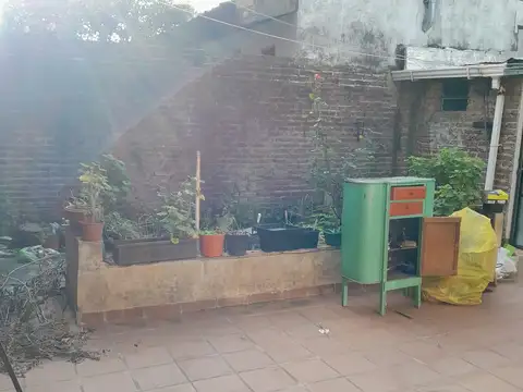 Depto Tipo Casa en Alquiler de 4 ambientes