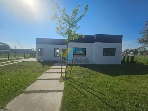 Casa  en Venta ubicado en Santa Sofía, Pilar del Este, Pilar