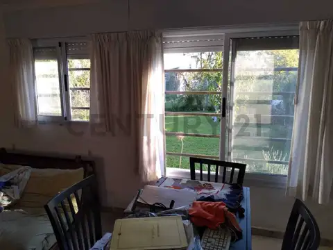 Casa en venta en Villa Elisa 1 dormi con jardín