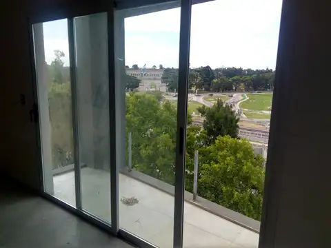 EN VENTA DEPARTAMENTO 2 AMBIENTES A ESTRENAR EN FRENTE DE LA ESTACION DE EL PALOMAR - FICHA 7979