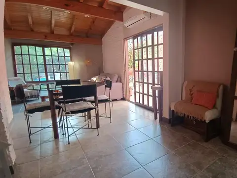 Depto Tipo Casa en Venta 50 años