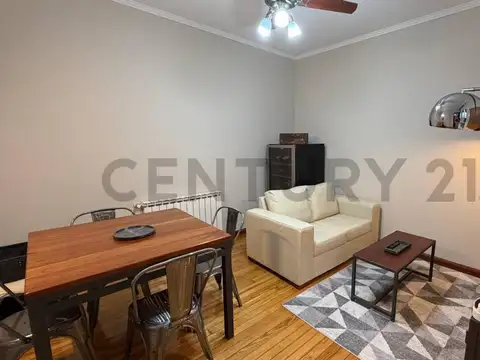 VENTA DEPARTAMENTO 2 AMBIENTES Y MEDIO RECICLADO TOTALMENTE A NUEVO EN SAN TELMO