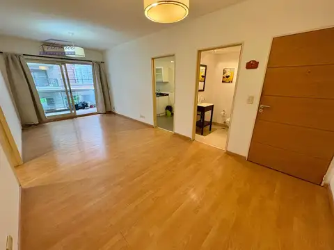 Avenida Del Libertador 7700, Piso 1°