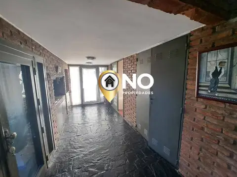 Casa en Alquiler con 1 cochera