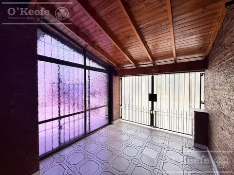 Casa 4 ambientes con 1 baño