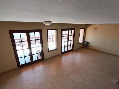 Exc Casa 4 dor vta suite/esc/qcho/gge Cervantes G.Bourg