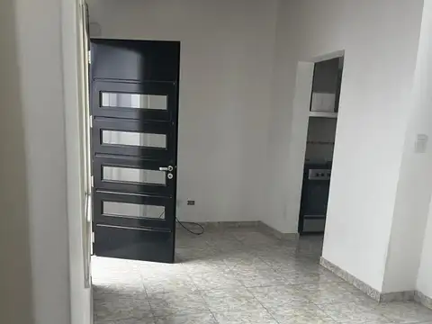 ph al medio 3 ambientes con patio y terraza