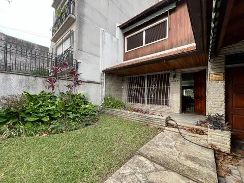 CASA DE 8,66 X 39,90 EN VILLA DEVOTO