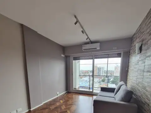 HERMOSO DEPTO DE 3 AMB, CON LAVADERO SEPARADO EN UN 9° PISO, A METROS DE AVENIDA SANTA FÉ
