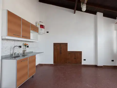 Manuela Pedraza 300