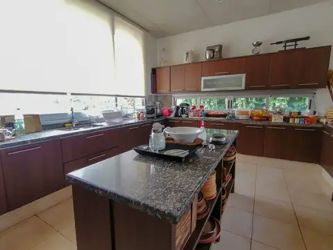 Casa en Alquiler Temporal de 4 dormitorios