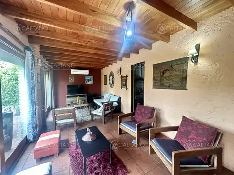 Casa en Venta en Pinares, USD 400.000