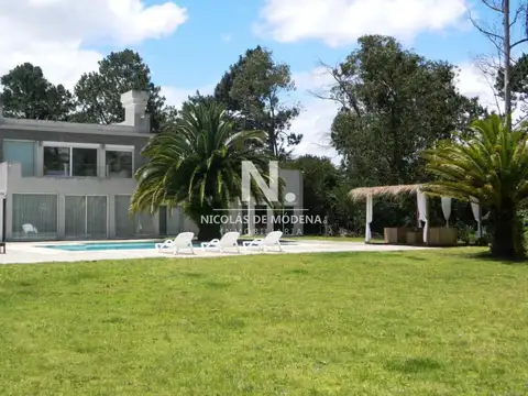 Casa en Venta de 5 dormitorios