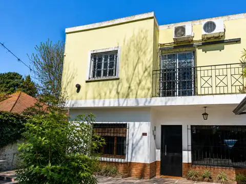 CASA EN VENTA VILLA ELISA 3 DORMITORIOS QUINCHO