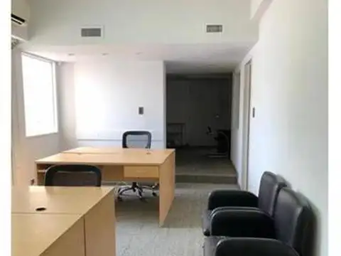 Oficina en Venta 55 años
