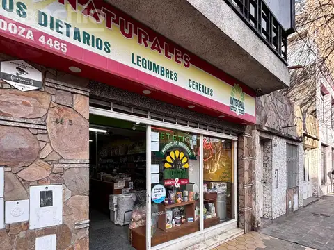 Venta Local Al Frente Sobre Mendoza - Echesortu