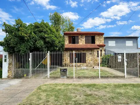 Casa en Venta Merlo Norte
